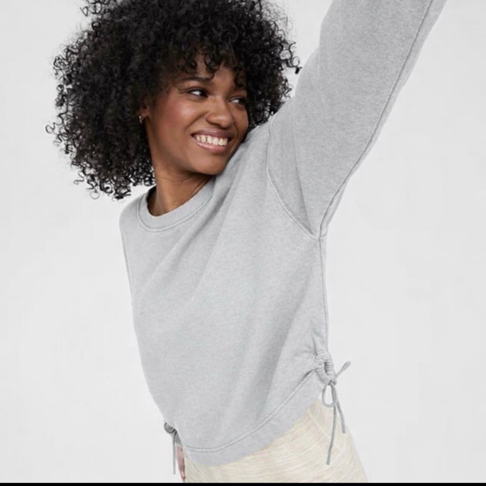 Offline by Aerie Size Small Light Gray Sweatshirt
